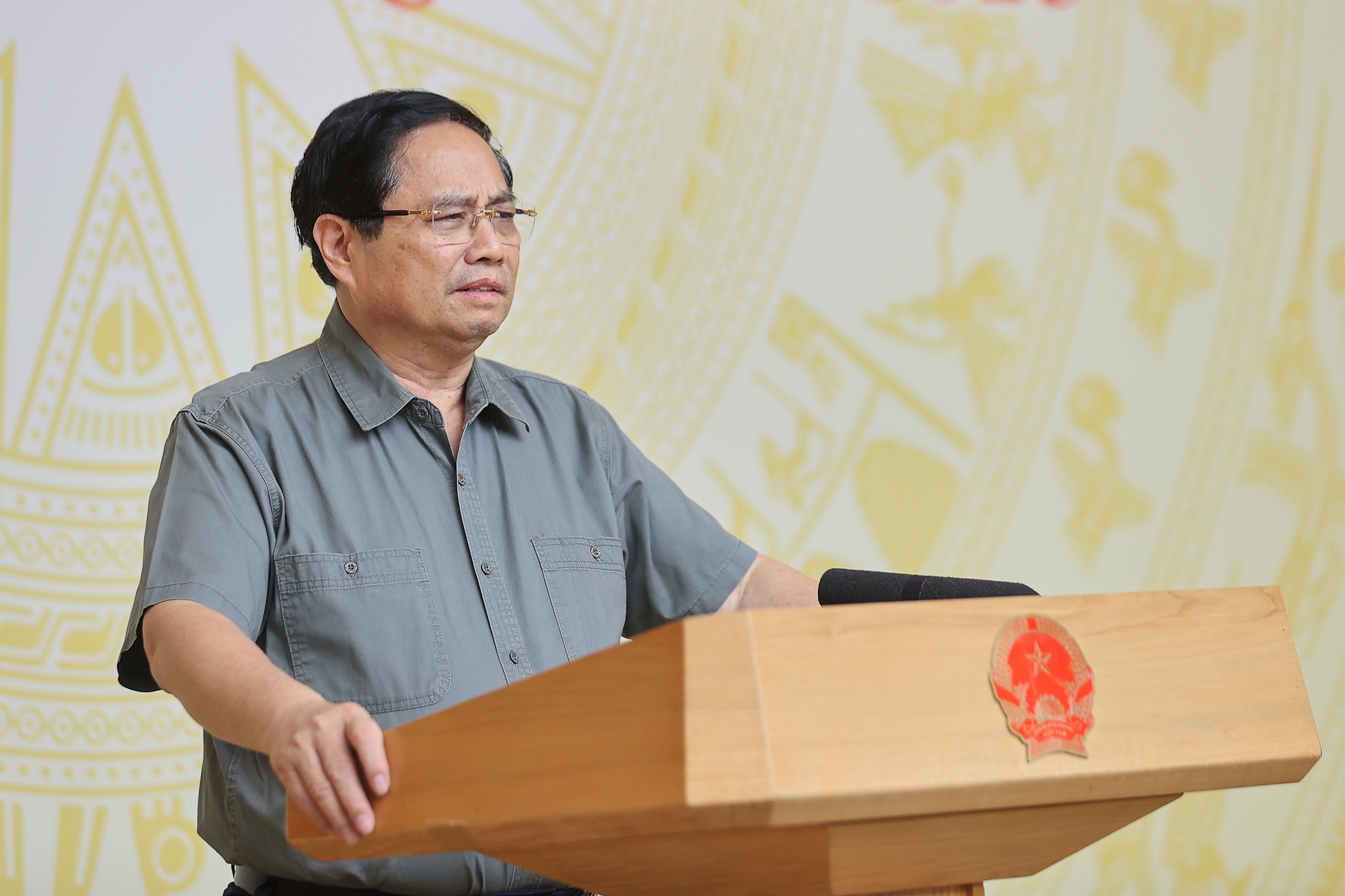 Chính phủ yêu cầu tăng nguồn cung, giảm giá nhà